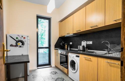 Sofia Apartment | Sofia City Center 1BD Flat with Workspace by Flat Mаnager