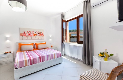 Piano di Sorrento Bed & Breakfast | Sofia flora Room