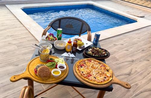 Giza Bed & Breakfast | Sofia Pyramids Hotel