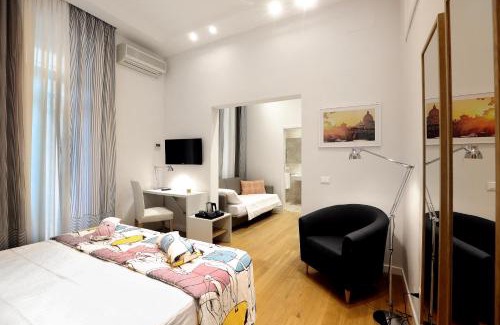 Rione XVIII Castro Pretorio Bed & Breakfast | Sofia's Suites Guesthouse