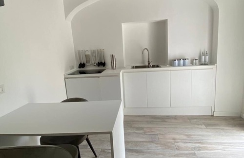 Ercolano House | Soggiorno tra Storia e Design