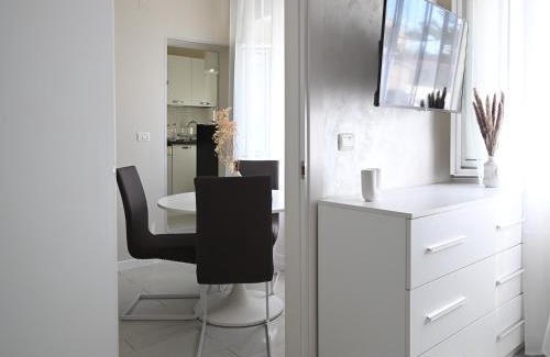 Municipio 1 Apartment | Sogno in via Dante 336