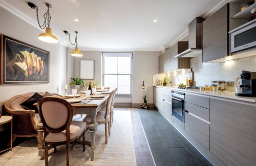 Soho Apartment | Soho 2BEDR/3 BEDS/2,5 BATH best central location