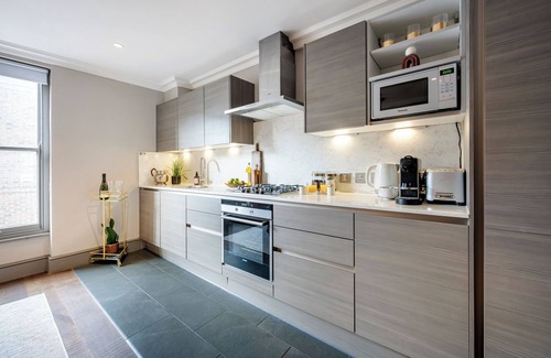 Soho Apartment | Soho 2BEDR/3 BEDS/2,5 BATH best central location