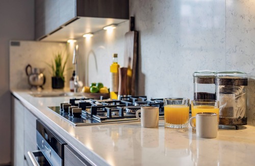 Soho Apartment | Soho 2BEDR/3 BEDS/2,5 BATH best central location