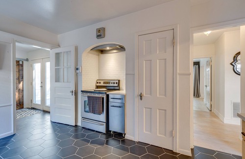 Oak Cliff House | SoHo Chic @ Bishop's Art District