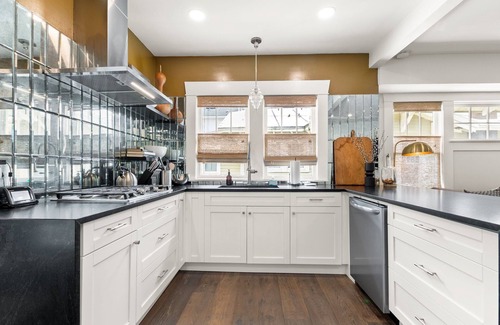 Courier City - Oscawana House | SoHo Serenity by Brightwild | Pool & Hot Tub