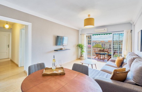 Ensanche Centro Condo | Soho spacious accommodation By Lovely Home