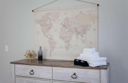 Ghent Apartment | Sojourn at Colley Manor Unit 6 Sleeps 4