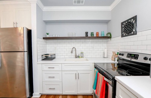 Willoughby Spit Apartment | Sojourn Dune Suite 2 BR 2 BA at Beach Cottages