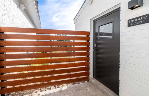 East Ocean View Apartment | Sojourn's Harborage Pet-Friendly