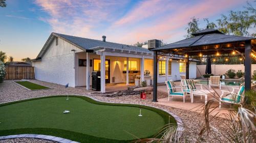 La Paz At Desert Springs House | Sol Vista Private Oasis w Pool Putting Green and Prime Location