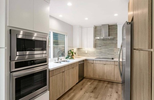 Solana Beach Condo | Solana Beach Escape | Beach Access, AC, Pools, Spa, Tennis Courts & Clubhouse Views