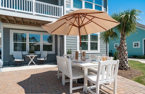 Morehead City House | Solar Home "Nimbus Novem" At Beaucoast
