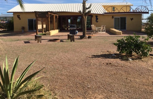 Maricopa House | Solar-Powered Environmentally-Friendly Retreat with Horse Arena