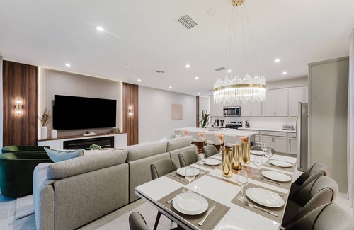 Florida Central Atlantic Coast House | Solara Resort 594 - Six Bedroom House, Sleeps 16