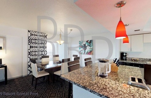 Surfside Condo | Solara Surfside, Florida, 1 Bedroom Oceanfront Resort
