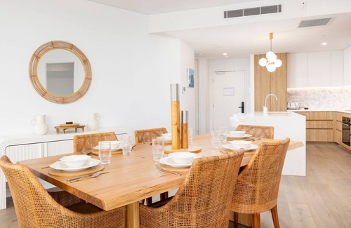 Forster Apartment | Solaris 308 - Beautifully furnished modern apartment in central Forster.