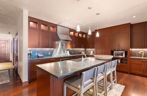 Vail Condo | Solaris Residences 4Br+Den Mountain View: Unit 4D East