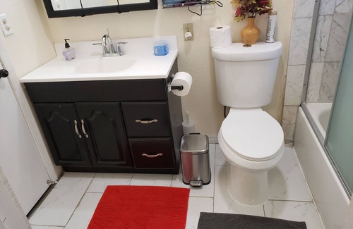 Oakland Bed & Breakfast | Solaris Room-Spectaular Bay Views
