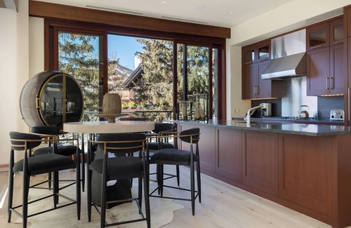 Vail Cabin | Solaris Vail Luxurious Penthouse with Wraparound Terrace and Mountain Views, 2AS