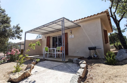 Santa Giulia House | Sole di Dumè quiet with pool 5km beach Sta Giulia