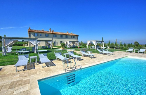 Vinci Apartment | Sole di Vino 1 - Apartment with pool