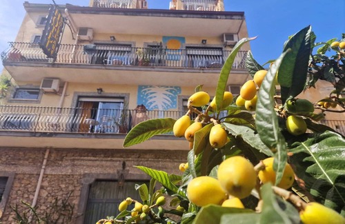 Villagonia Apartment | Sole Mare Giardini Naxos 'Family Room with View' with Balcony, Wi-Fi and Air Conditioning
