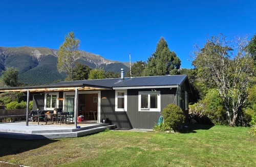 St. Arnaud House | Solitude, St Arnaud