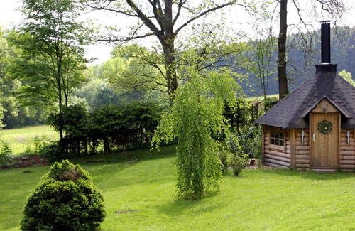 Holzminden Apartment | Solling-Lounge 5 star dream vacation apartment sauna, fireplace, pet friendly!