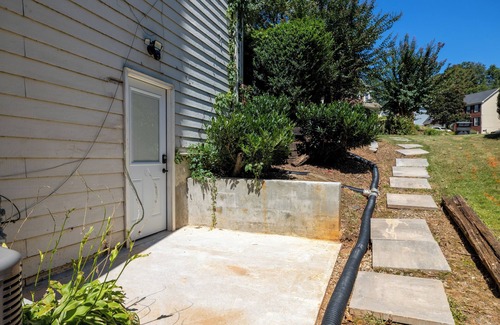 Lawrenceville Apartment | Solo Travelers' Private Riverside Suite Perfect for Business and Remote