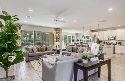 Loughman Villa | Solterra Resort 432 - Nine Bedroom Villa, Sleeps 22