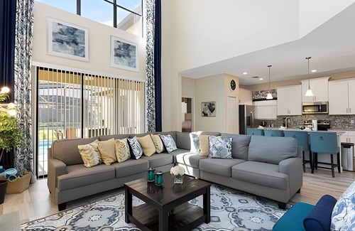 Loughman Villa | Solterra Villa De Tommaso 5BR w Pool & Games