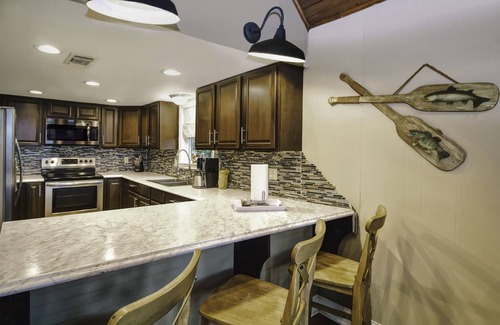 Negreet House | Some might ask why. we say Y Knott?! Lake Front home with boat launch.