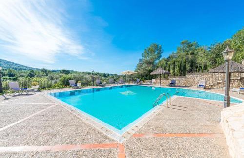 Petra Villa | Son March