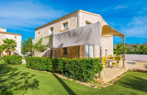 Maria de la Salut Villa | SON PEROT - Villa with private pool in Maria De La Salut. Free WiFi