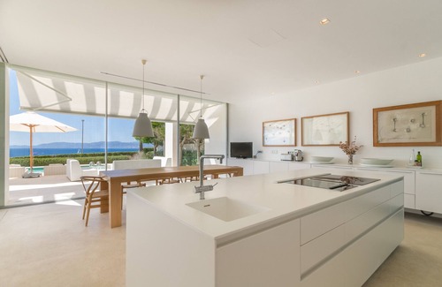 Son Veri Nou Villa | Son Veri Front Bay, Villa 5StarsHome Mallorca