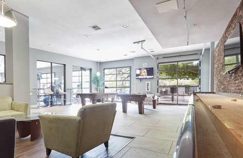 Central East Austin Apartment | Sonder at East Eleventh | Three-Bedroom Apartment