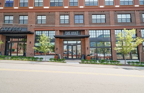 Rutledge Hill Apartment | Sonder at LC SoBro | Superior Studio Apartment