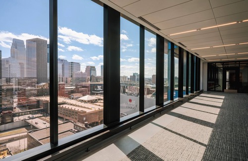 Warehouse District Apartment | Sonder at North Loop Green | One-Bedroom Apartment w/City View