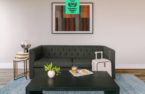 Georgetown Apartment | Sonder Georgetown C&O | Suite