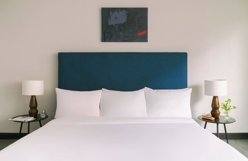 Connecticut Ave - K Street Apartment | Sonder The Quincy | King Room+