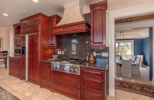 Santa Rosa House | Sonoma County Wine Country Vineyard Estate with Pool!