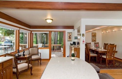 Santa Rosa Villa | Sonoma Mountain vineyard houe n30 minutes from Napa