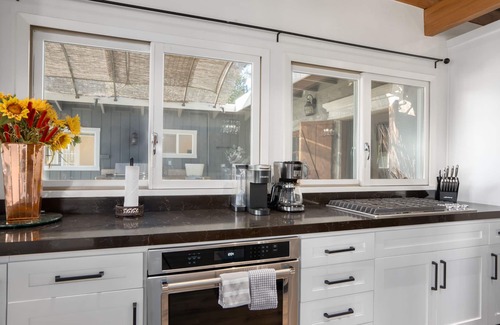 Sonoma Villa | Sonoma Villa by Standout Stays