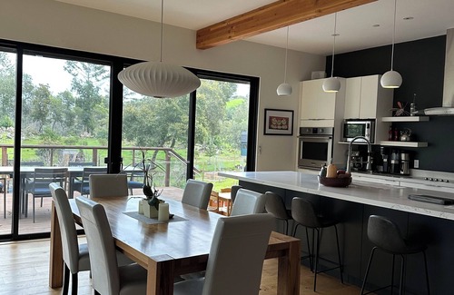 Riebli-Wallace Neighborhood Group House | Sonoma Wine Country Retreat: Scenic, tranquil, bucolic, Hot Tub