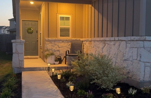 Buda House | Soothing 3-bedroom house with AC in charming Buda