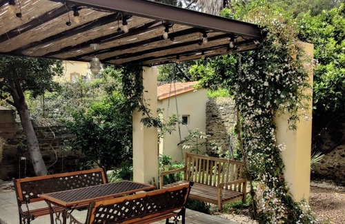 Banyuls-sur-Mer Villa | Soothing 4-bedroom villa in Banyuls-sur-Mer with WiFi, AC
