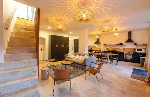 Rencurel House | Sophie's House