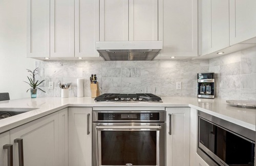 Bridgeland Apartment | Sophisticated 2 Bed, 2 Bath Condo with Abundant Natural Light in Bridgeland